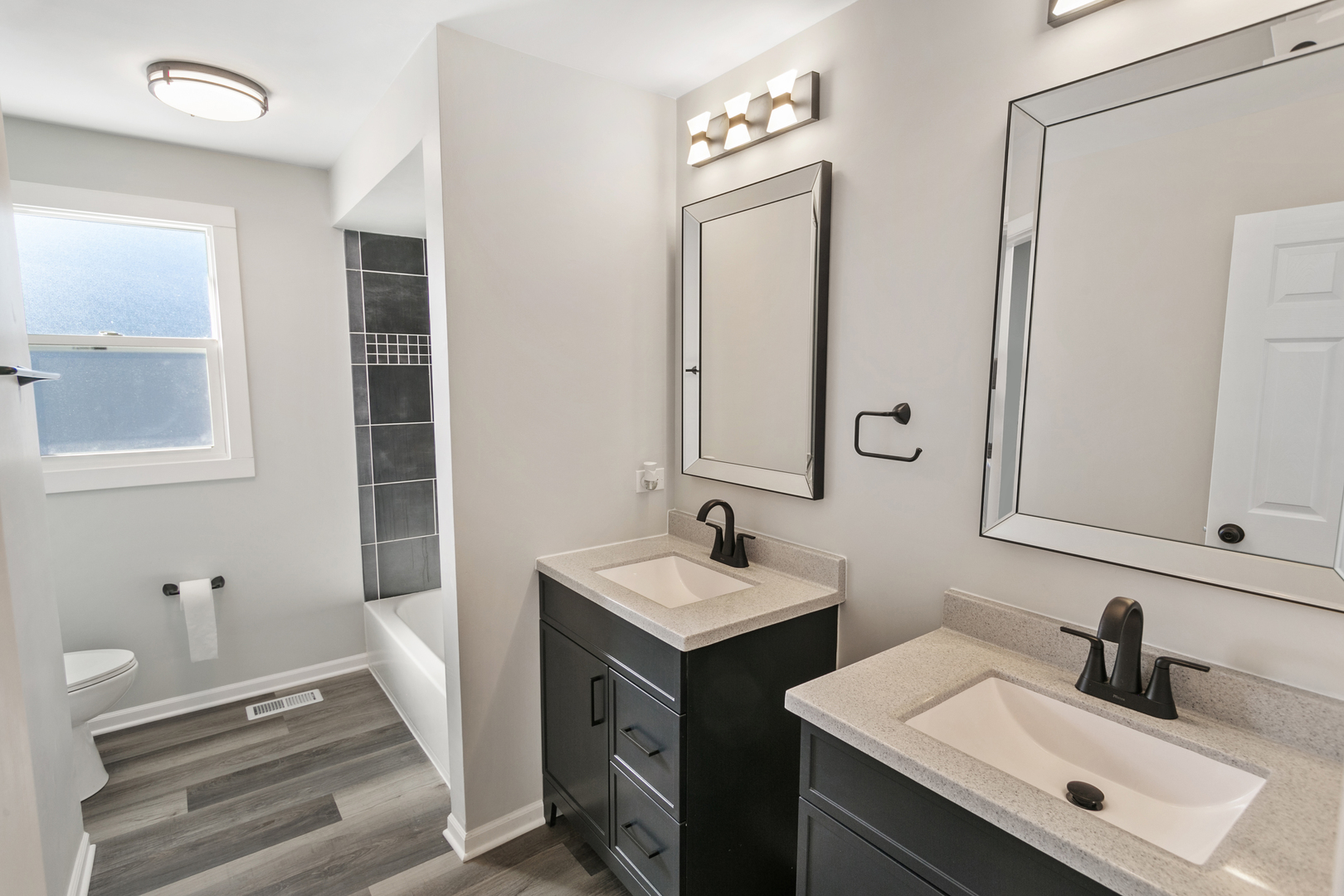 655 Sullivan Lane University Park, IL 60484 - Photo 9 of 24