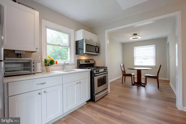 $529,900 | 7924 Manassas Drive, Manassas, VA 20111