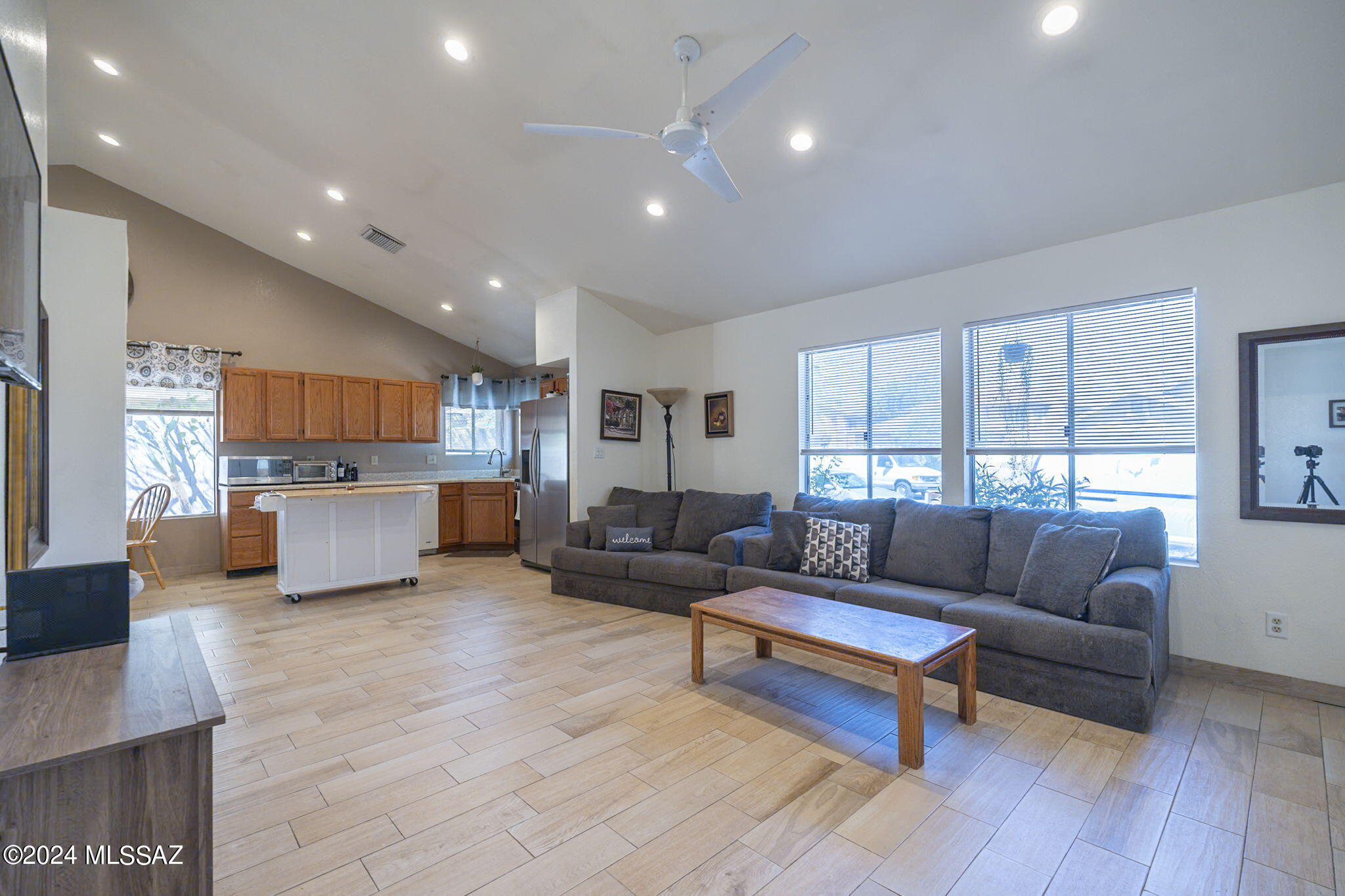 5376 South Wembly Road Tucson, AZ 85746 - Photo 4 of 24 Gallery Image 4