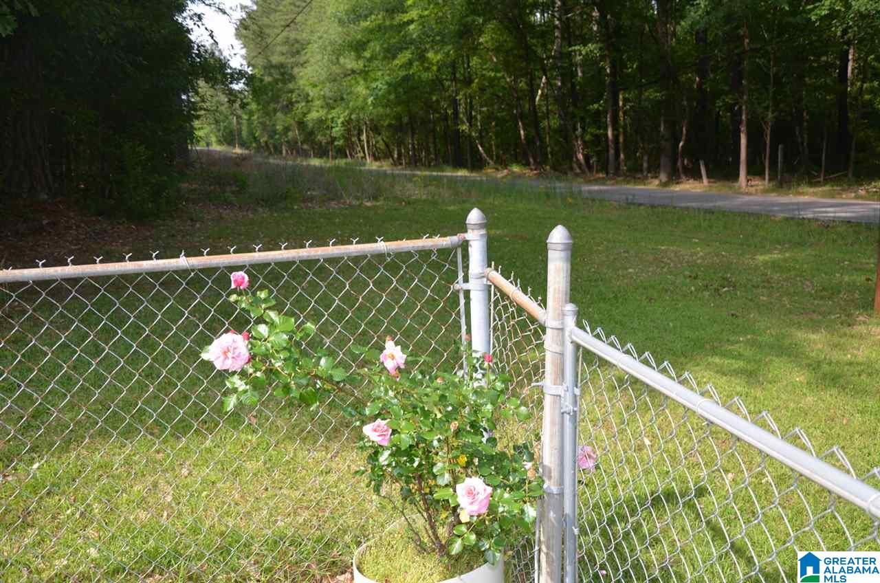 6022 Glade Road Anniston, AL 36206 - Photo 9 of 33