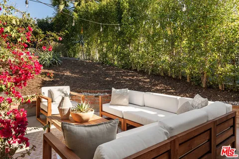 $1,895,000 | 1954 Comstock Avenue, Los Angeles, CA 90025