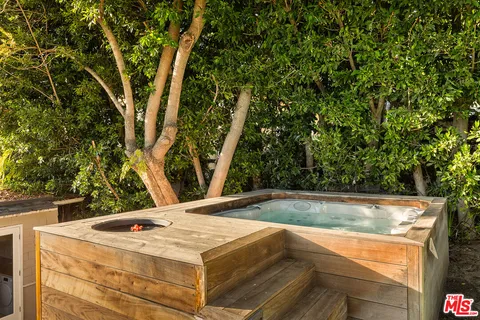 $1,895,000 | 1954 Comstock Avenue, Los Angeles, CA 90025