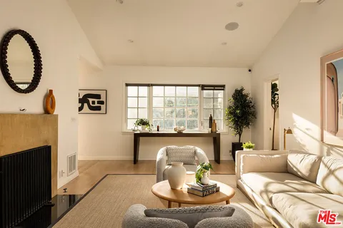 $1,895,000 | 1954 Comstock Avenue, Los Angeles, CA 90025