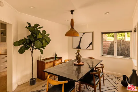 $1,895,000 | 1954 Comstock Avenue, Los Angeles, CA 90025