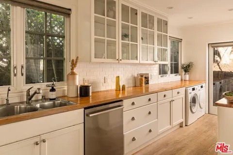 $1,895,000 | 1954 Comstock Avenue, Los Angeles, CA 90025