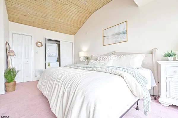 $4,000 | 400 East Brigantine Avenue, Unit 2C, Brigantine, NJ 08203