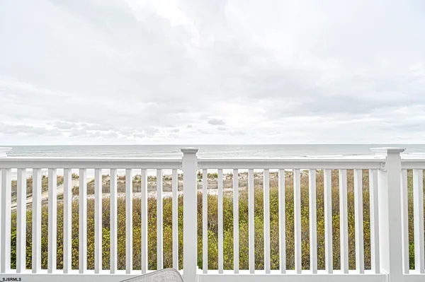 $4,000 | 400 East Brigantine Avenue, Unit 2C, Brigantine, NJ 08203