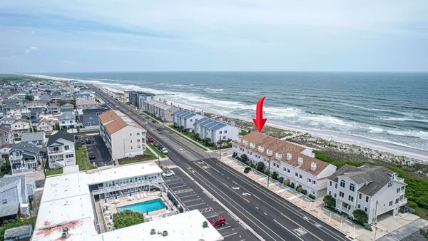 $4,000 | 400 East Brigantine Avenue, Unit 2C, Brigantine, NJ 08203