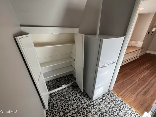 $1,050 | 479 State Street, Unit 7, Albany, NY 12203