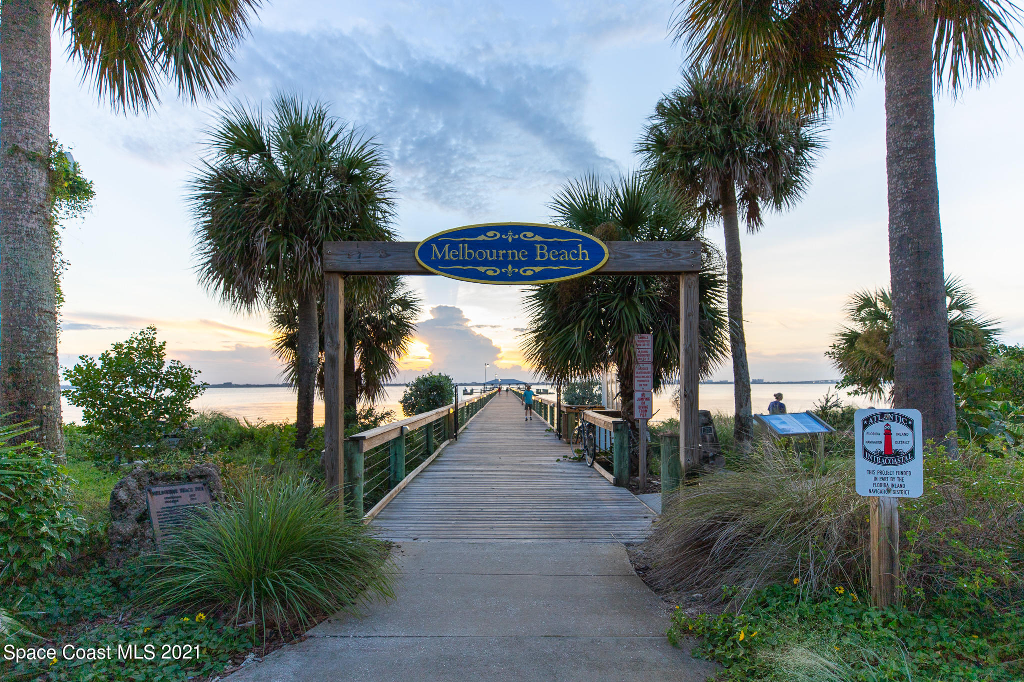 1465 South Harbor City Boulevard, Unit 404 Melbourne, FL 32901 - Photo 29 of 55 a view of a park with palm trees