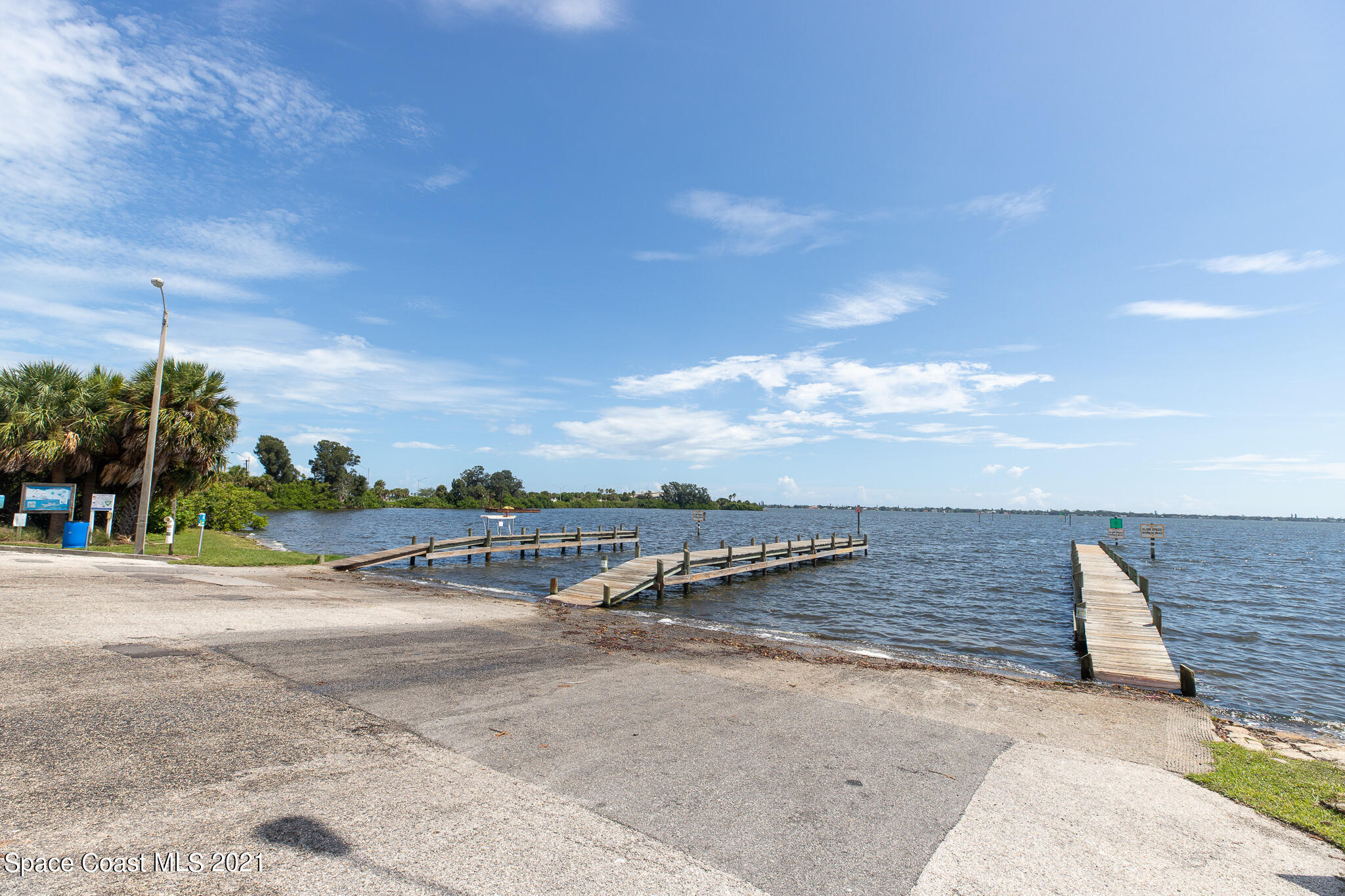 1465 South Harbor City Boulevard, Unit 404 Melbourne, FL 32901 - Photo 52 of 55 049_Boat Ramp (1)