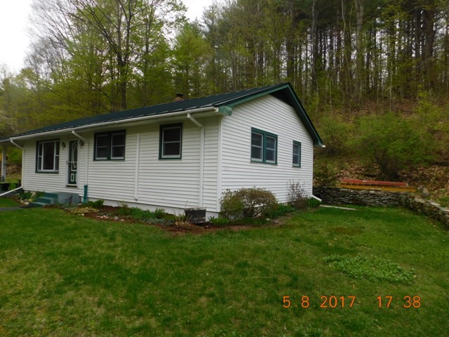 263 Valley Street Springfield, VT 05156 - Photo 1 of 28