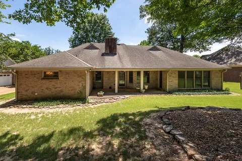 $299,000 | 8668 Wood Mills Drive West, Memphis, TN 38016