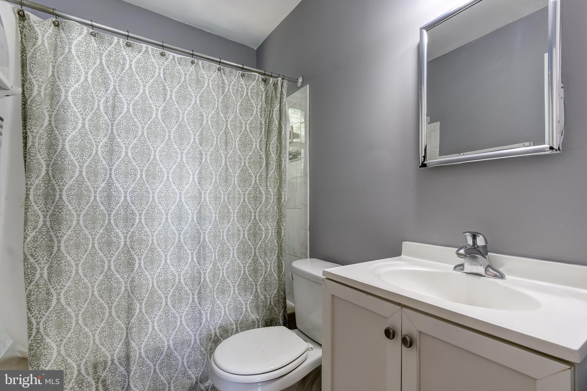 3204 13th Road South Arlington, VA 22204 - Photo 18 of 32