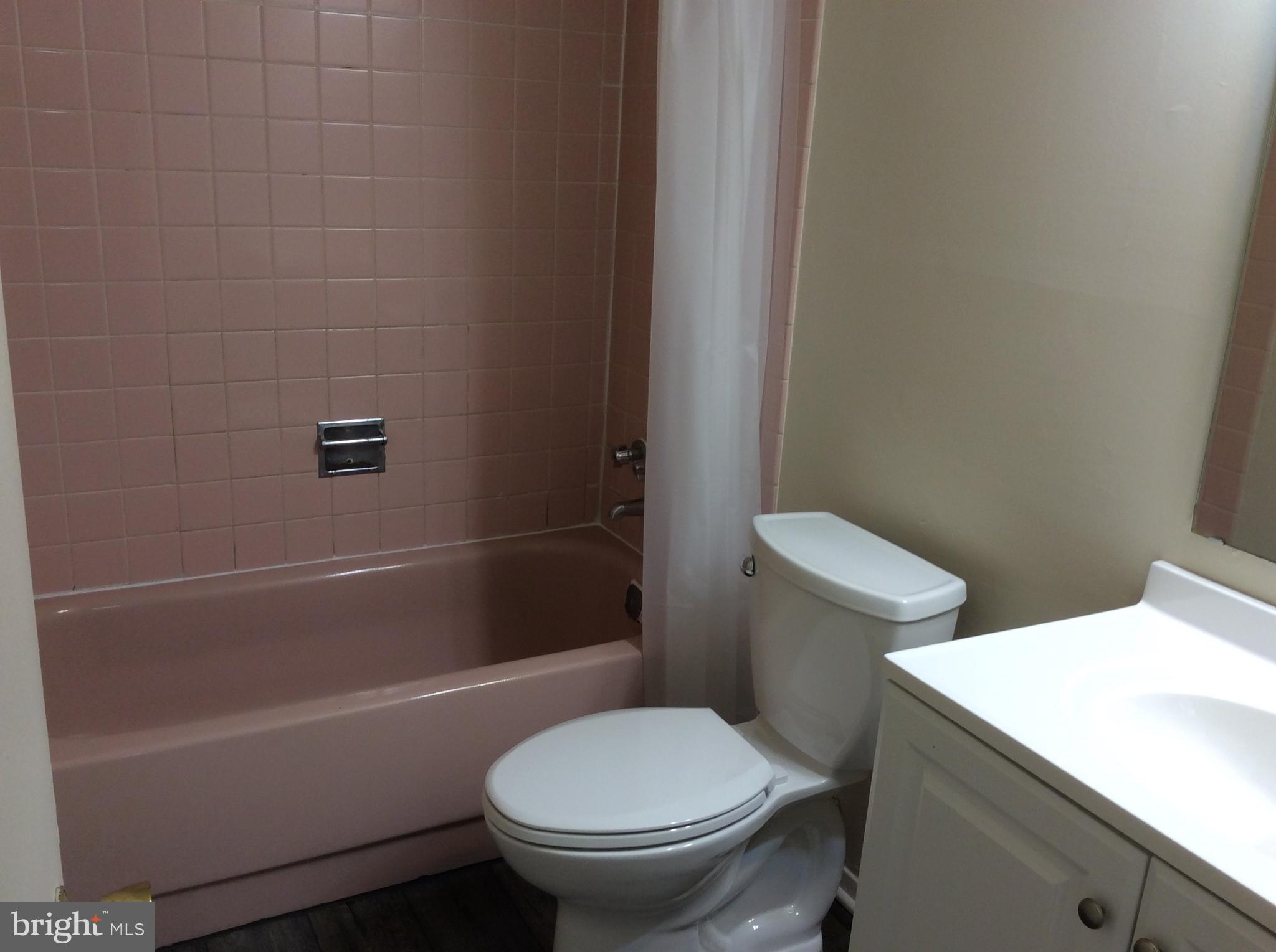 7 Rittenhouse Court Willingboro, NJ 08046 - Photo 13 of 17