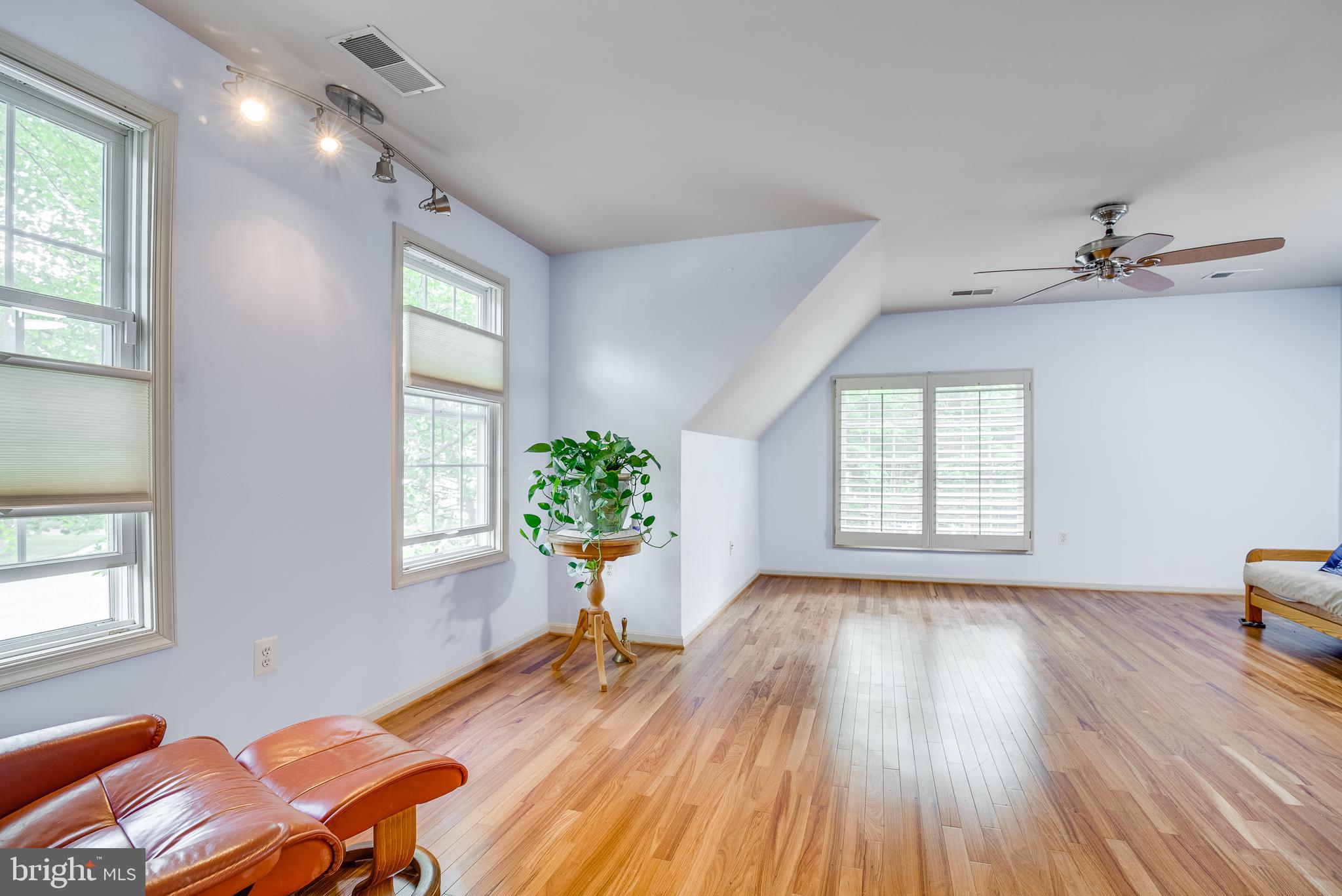 7719 Ridgepark Court Springfield, VA 22153 - Photo 29 of 60 Gallery Image 29