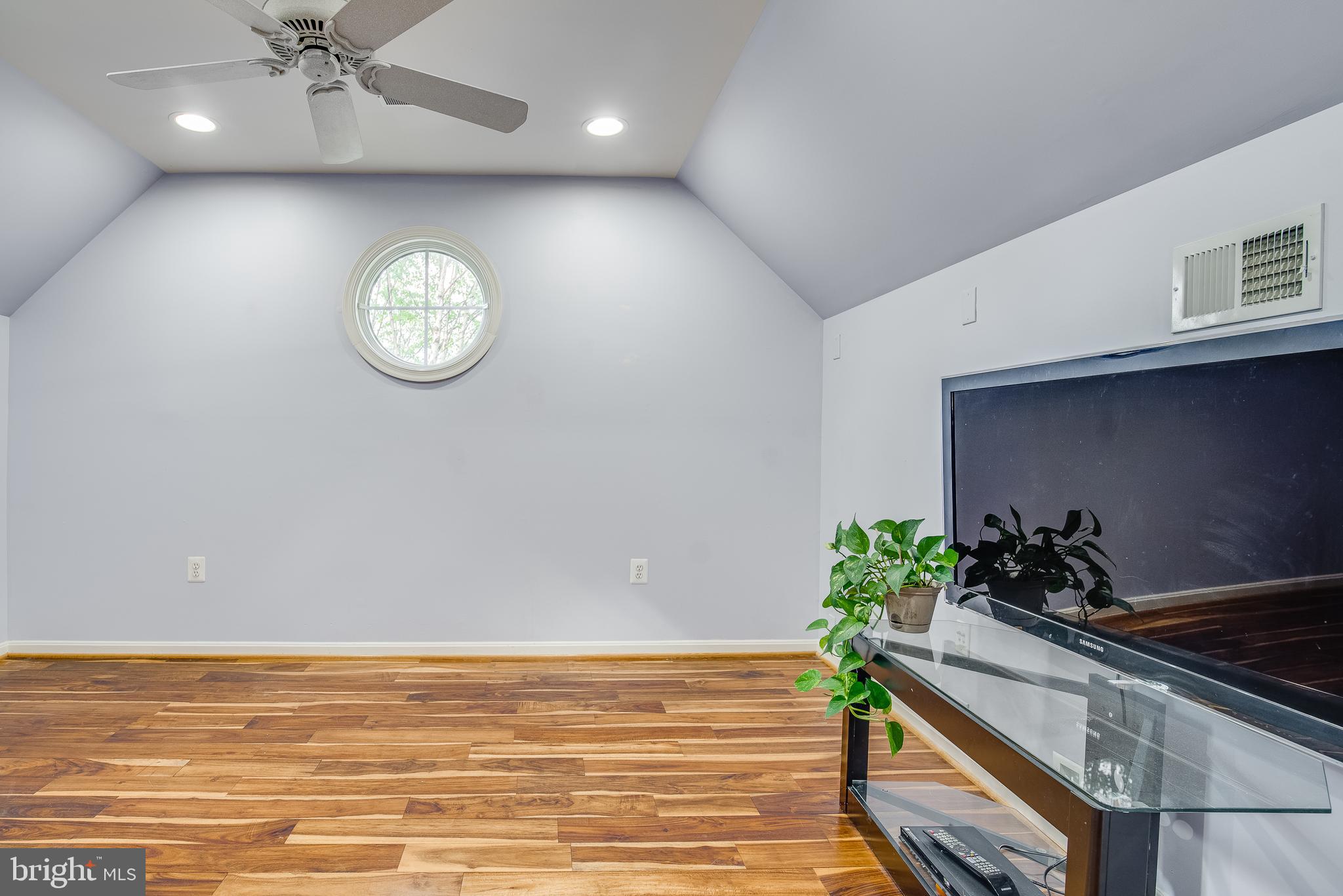 7719 Ridgepark Court Springfield, VA 22153 - Photo 34 of 60 Gallery Image 34