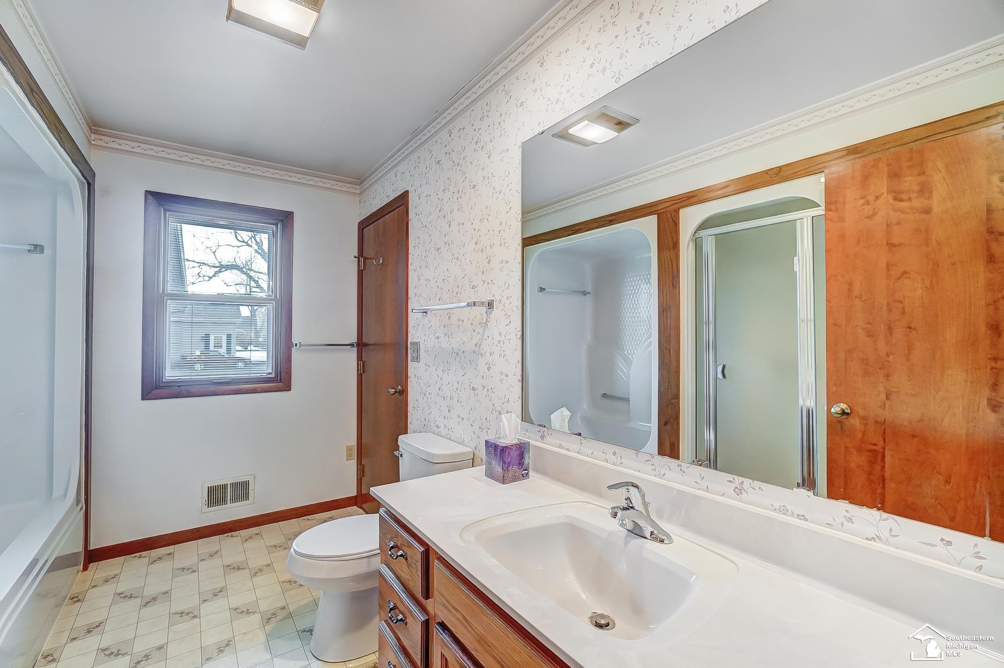 8348 Jackman Road Temperance, MI 48182 - Photo 29 of 66