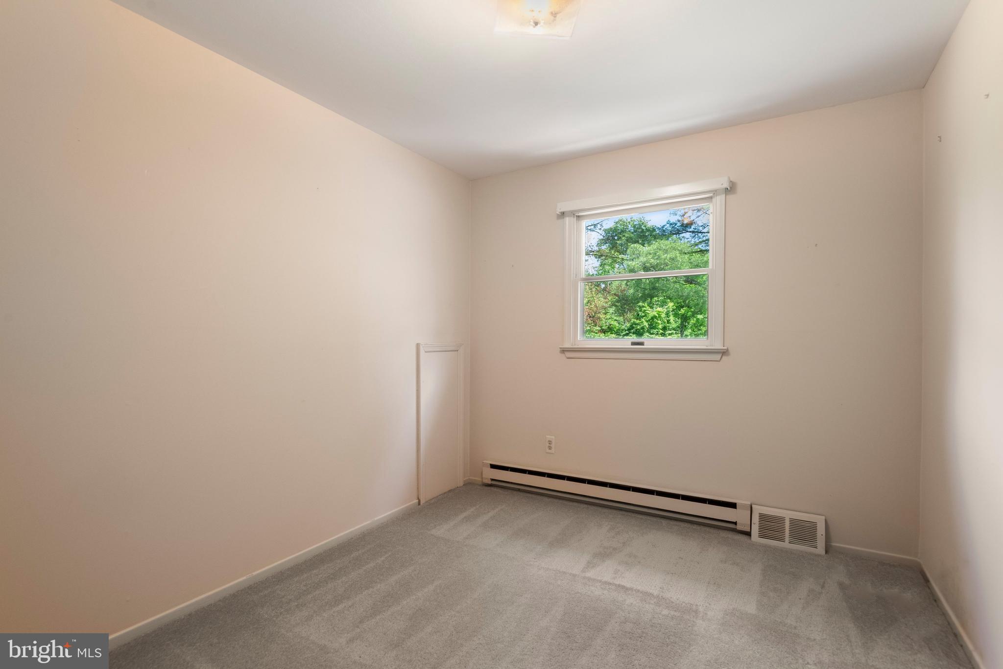 108 Sheeder Road Phoenixville, PA 19460 - Photo 24 of 42 an empty room with windows