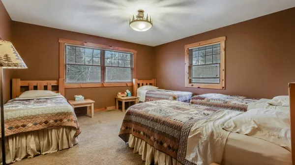 $799,900 | 18059 County Hwy OO, Chippewa Falls, WI 54729