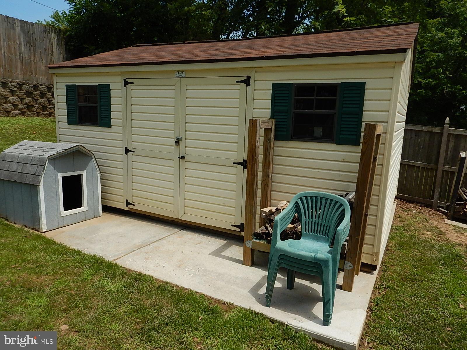 815 Ferguson Road Joppa, MD 21085 - Photo 23 of 37 Storage Shed in back yard