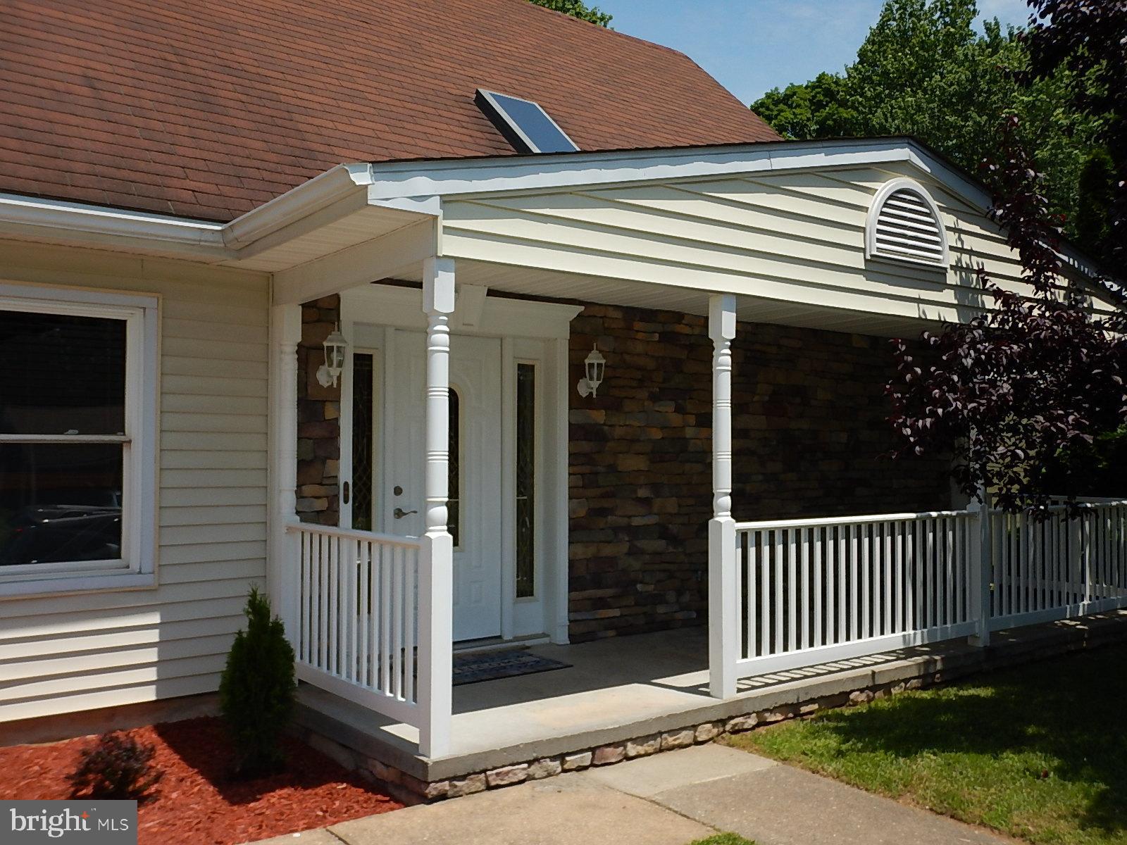 815 Ferguson Road Joppa, MD 21085 - Photo 4 of 37 Charming Front Porch