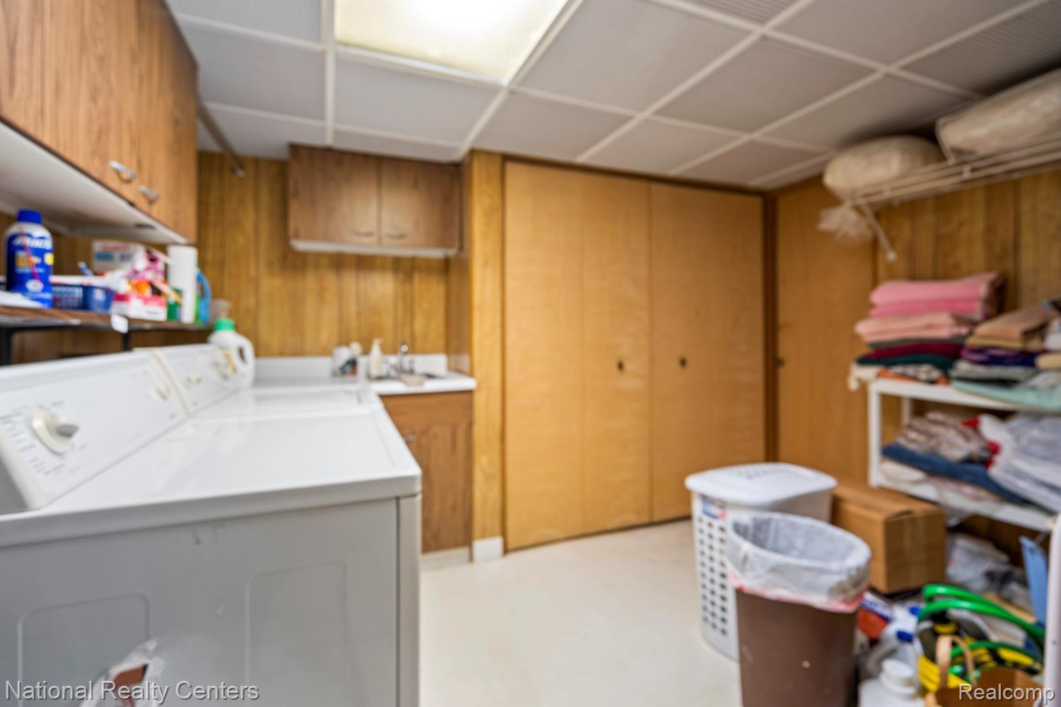 1951 Harvey Lake Road Highland, MI 48356 - Photo 37 of 39 Laundry Room
