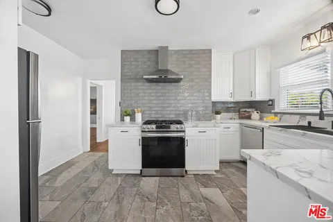 $1,250,000 | 5802 Lexington Avenue, Los Angeles, CA 90038