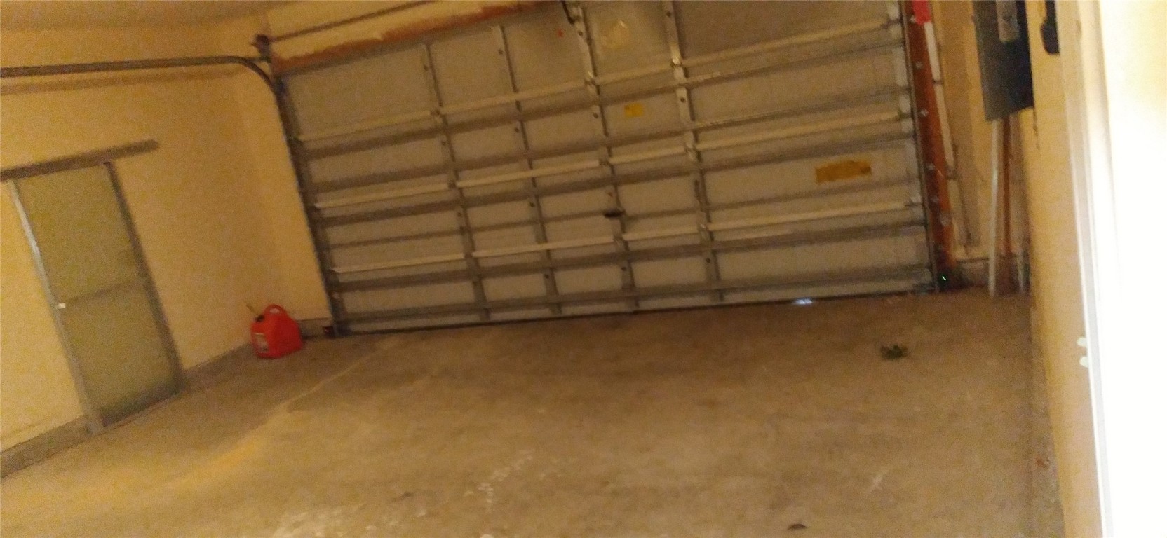 96050 Starlight Lane Yulee, FL 32097 - Photo 17 of 18 a view of a small room