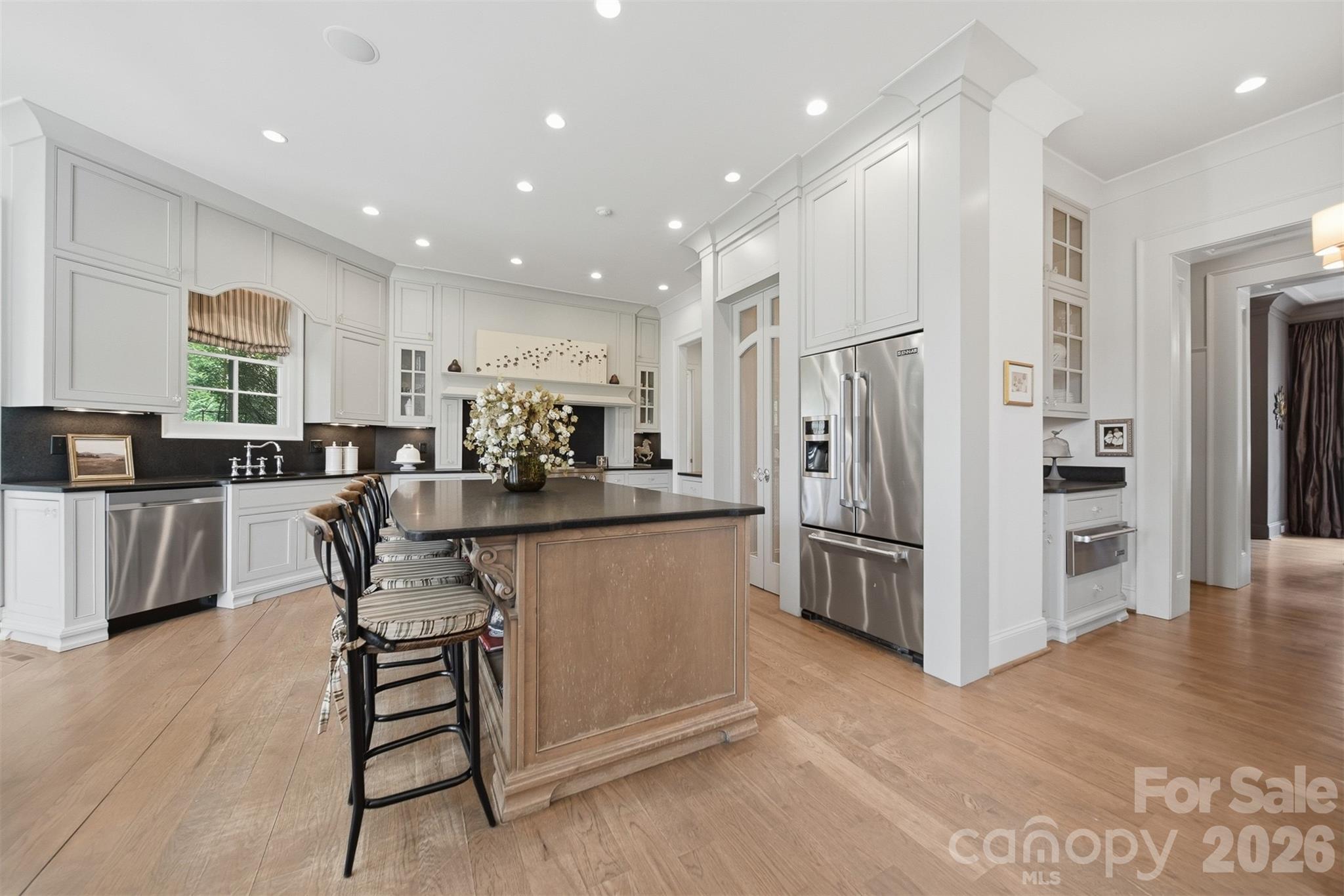 834 9th Avenue Northwest Hickory, NC 28601 - Photo 13 of 48