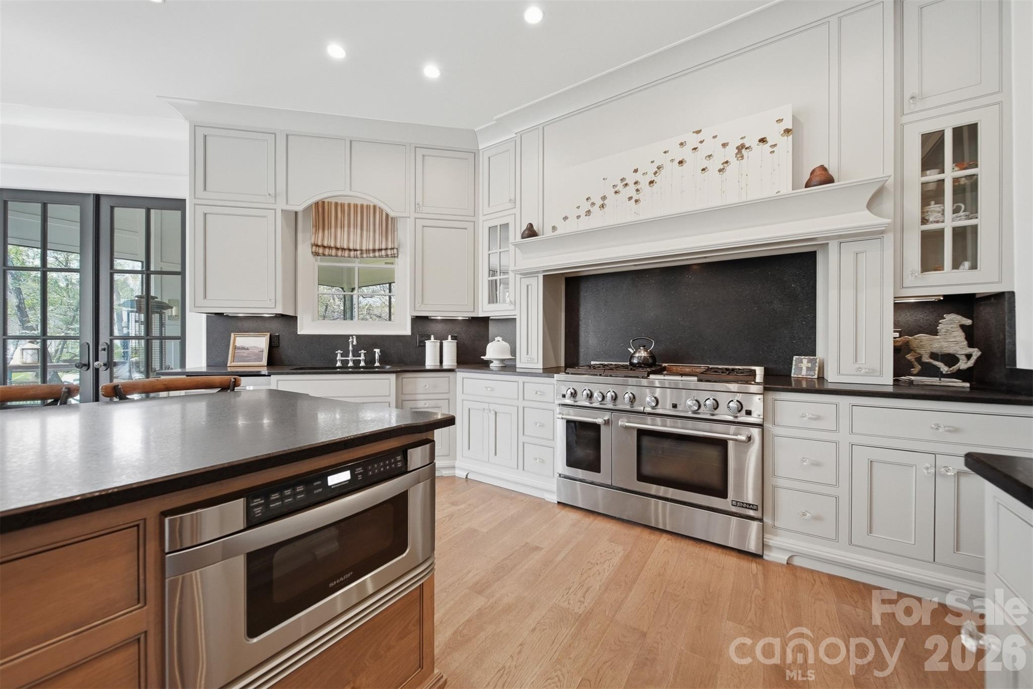 834 9th Avenue Northwest Hickory, NC 28601 - Photo 14 of 48