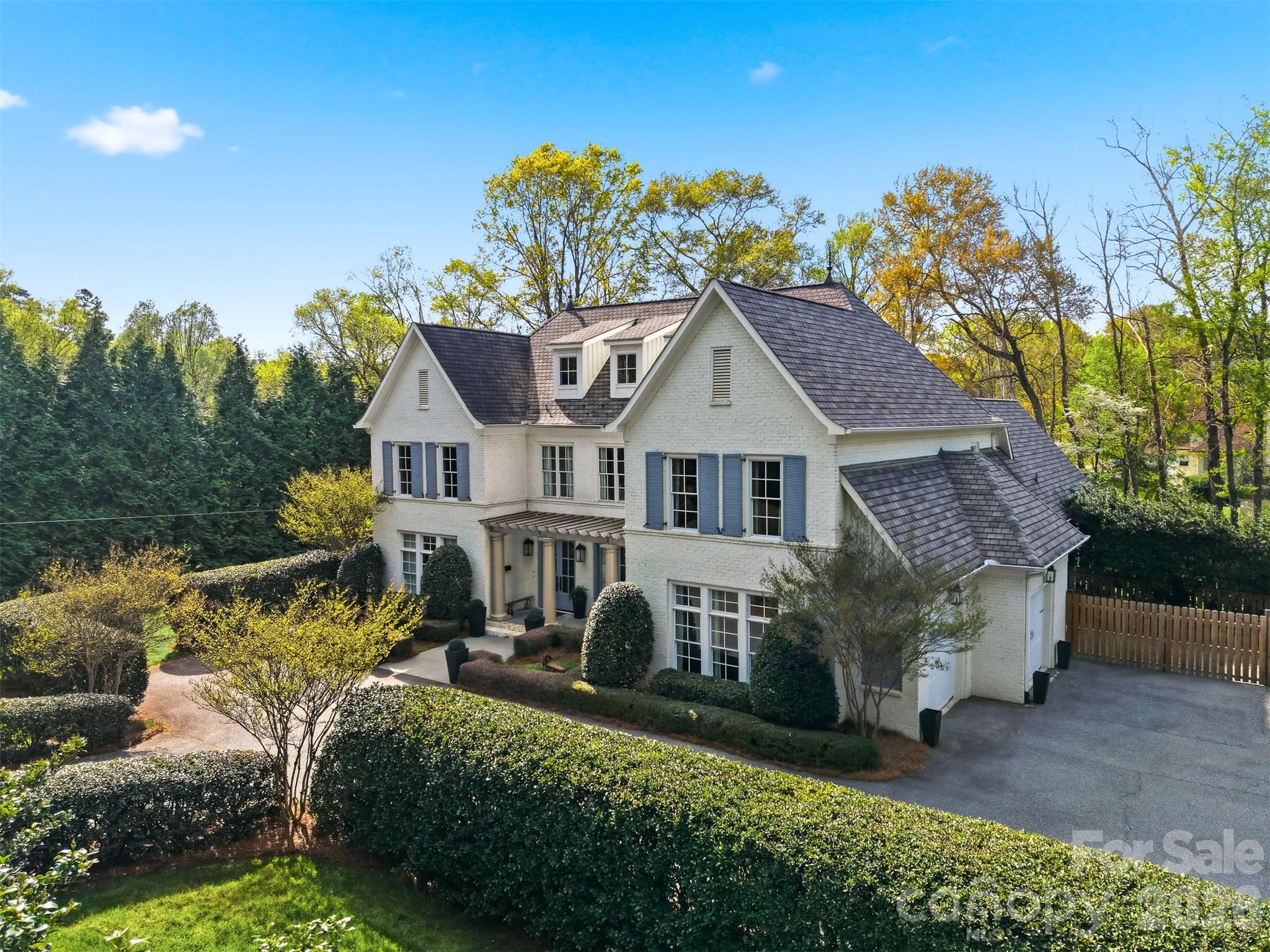 834 9th Avenue Northwest Hickory, NC 28601 - Photo 4 of 48