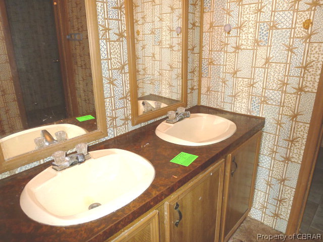 6397 Belroi Road Gloucester, VA 23061 - Photo 6 of 11