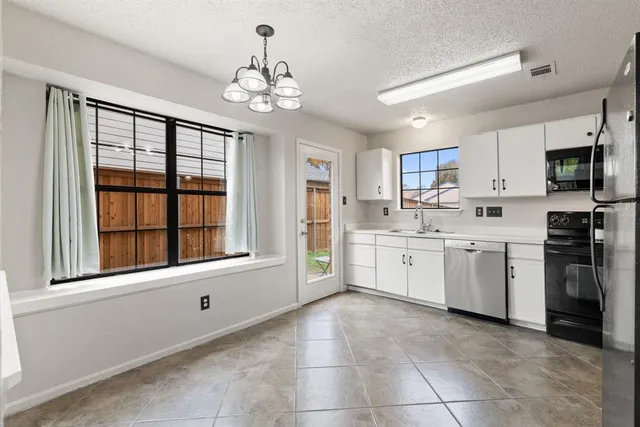 $340,000 | 4231 Phoenix Drive, Carrollton, TX 75010