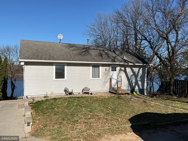$1,600 | 28662 West Lake Drive, Madison Lake, MN 56063