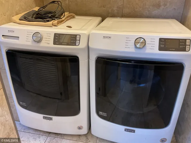 $1,600 | 28662 West Lake Drive, Madison Lake, MN 56063