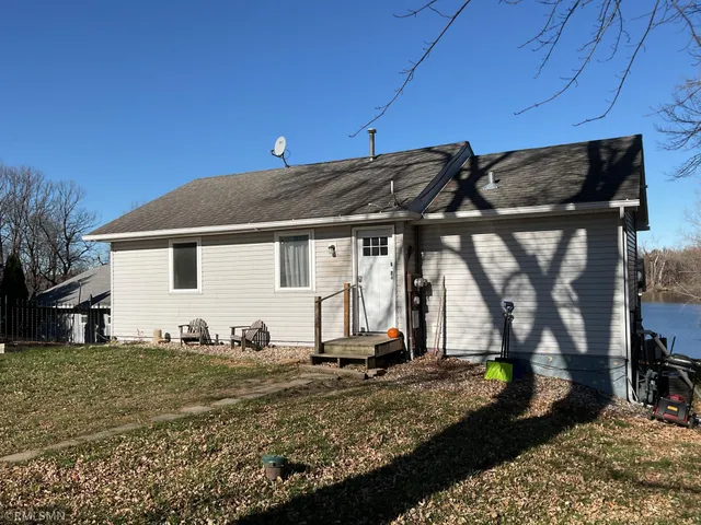 $1,600 | 28662 West Lake Drive, Madison Lake, MN 56063