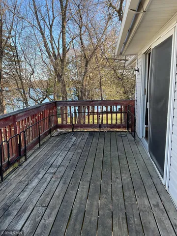 $1,600 | 28662 West Lake Drive, Madison Lake, MN 56063