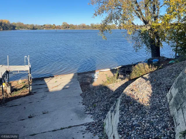 $1,600 | 28662 West Lake Drive, Madison Lake, MN 56063