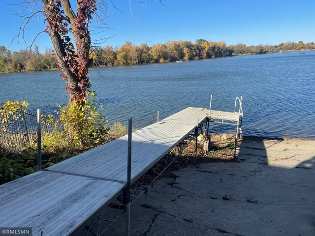 $1,600 | 28662 West Lake Drive, Madison Lake, MN 56063