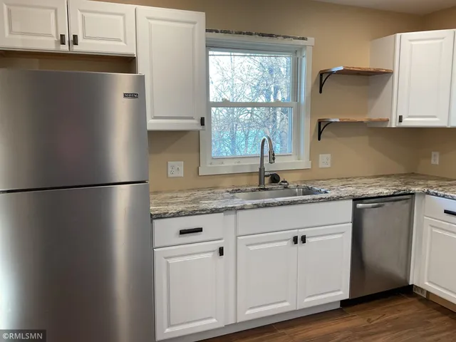 $1,600 | 28662 West Lake Drive, Madison Lake, MN 56063