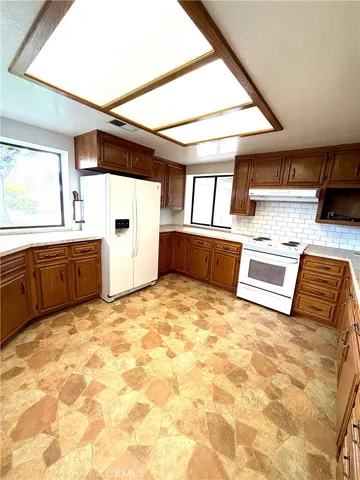 $3,500 | 2350 West Ave M8, Palmdale, CA 93551