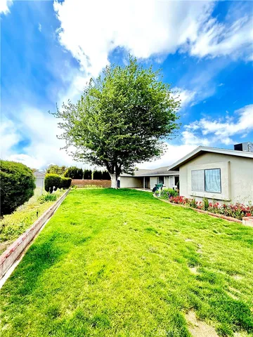 $3,500 | 2350 West Ave M8, Palmdale, CA 93551