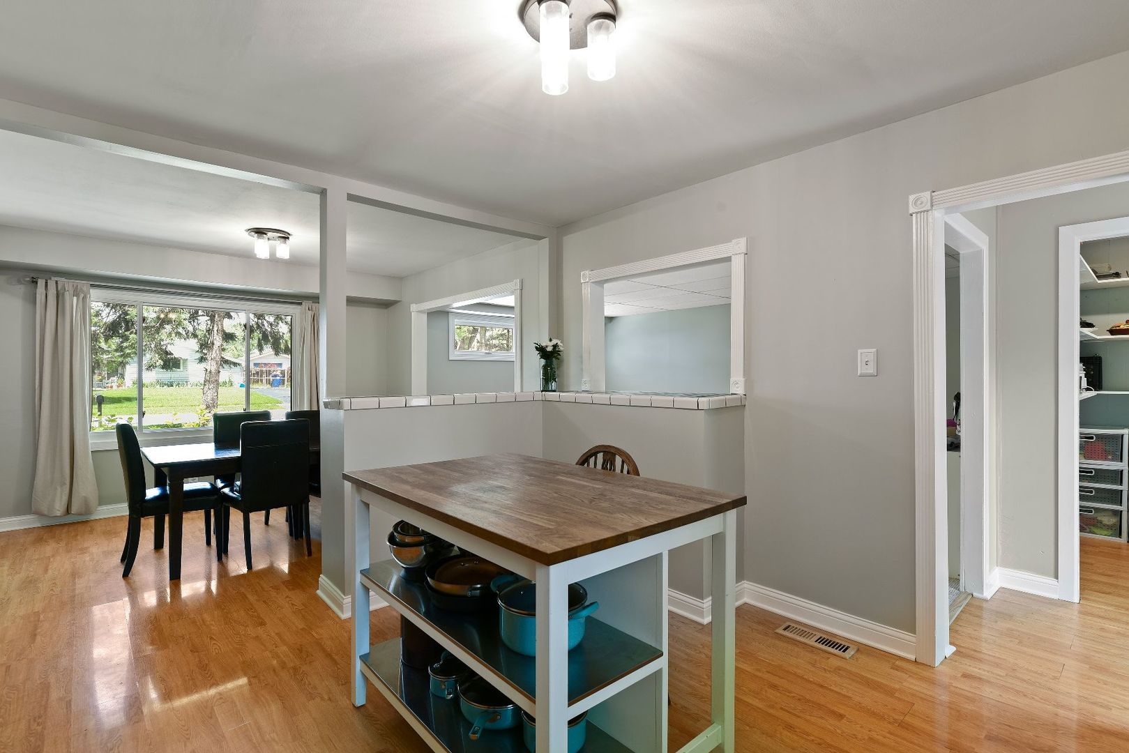 154 Queenswood Road Bolingbrook, IL 60440 - Photo 9 of 25
