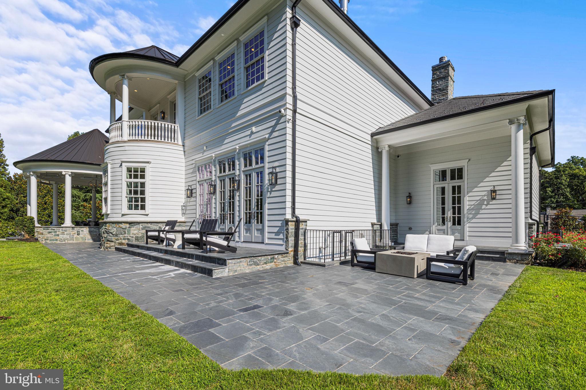 9819 Newhall Road Potomac, MD 20854 - Photo 19 of 60 Patio off Family Room and Study