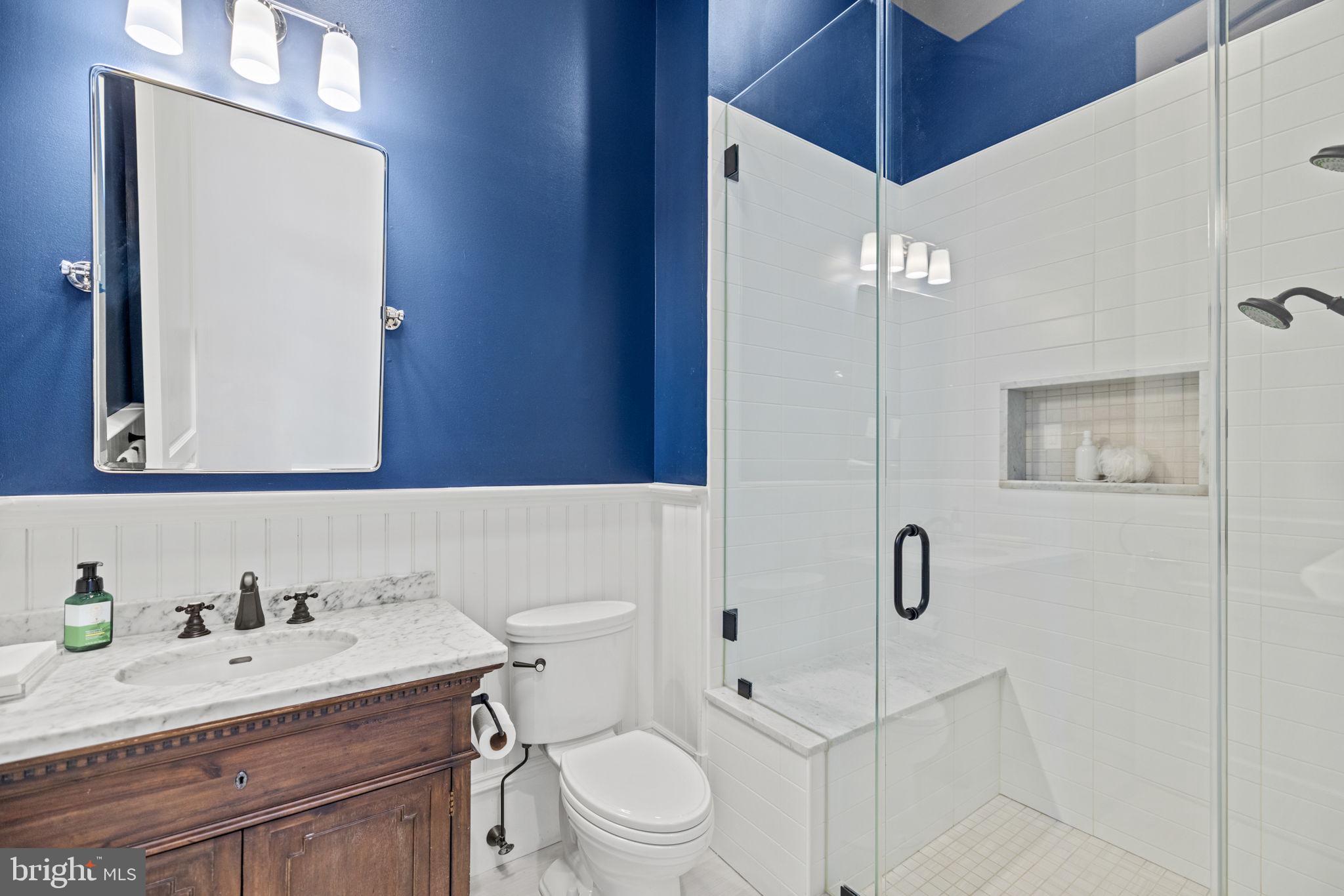 9819 Newhall Road Potomac, MD 20854 - Photo 20 of 60 Poolside Full Bath