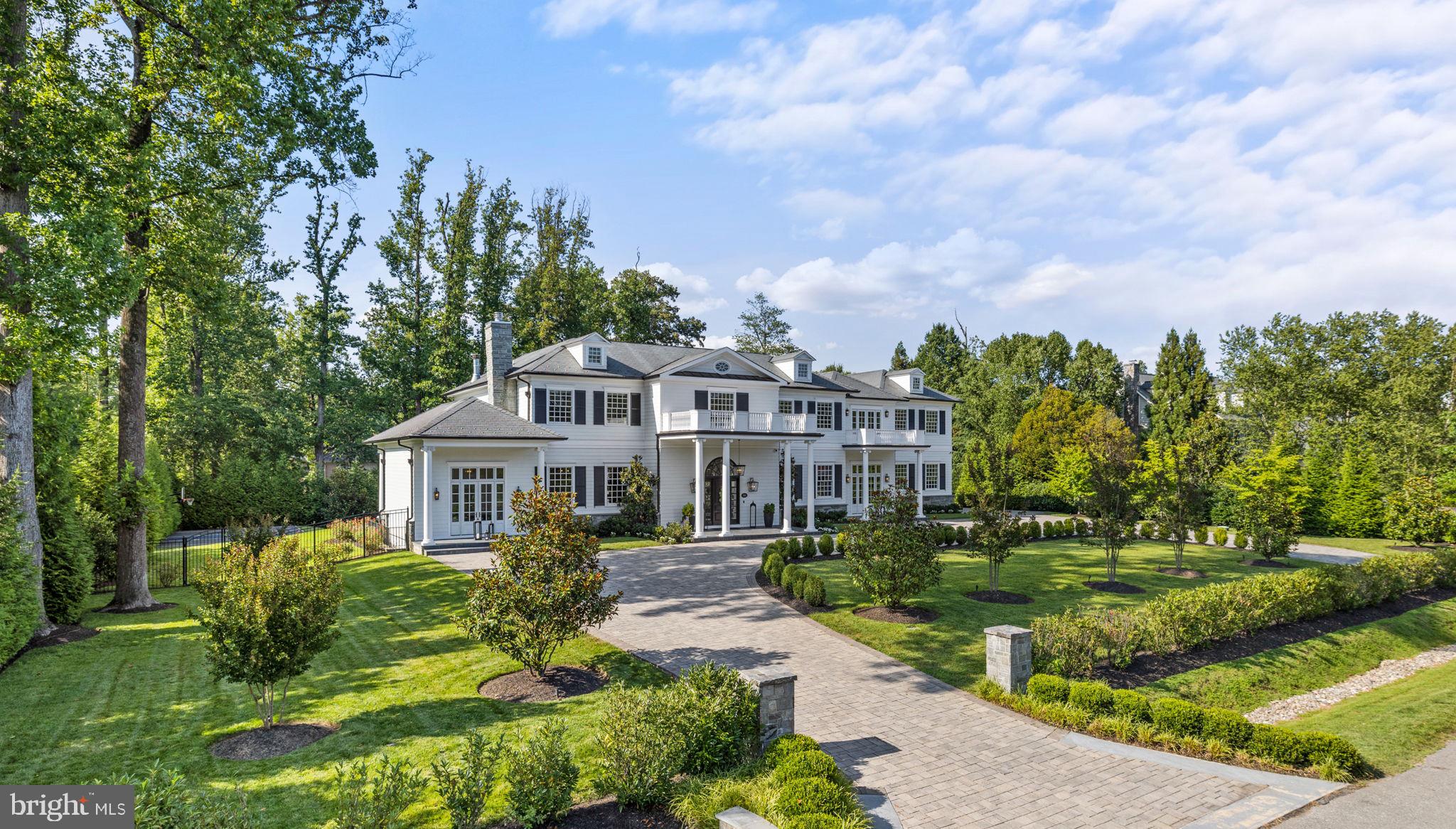 9819 Newhall Road Potomac, MD 20854 - Photo 2 of 60 Gorgeous Nantucket Style in Close in Potomac