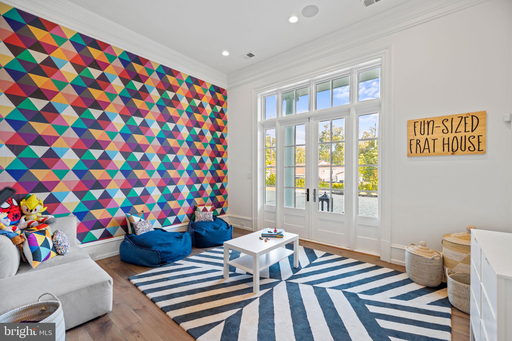 9819 Newhall Road Potomac, MD 20854 - Photo 24 of 60 Den or Kid's Zone