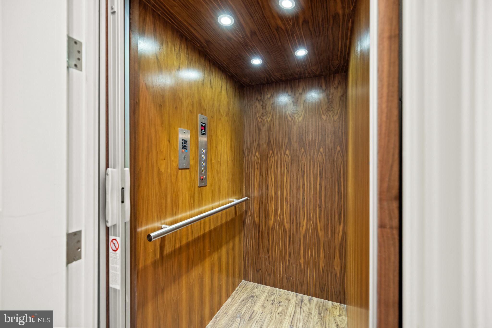 9819 Newhall Road Potomac, MD 20854 - Photo 27 of 60 Elevator to all 3 levels