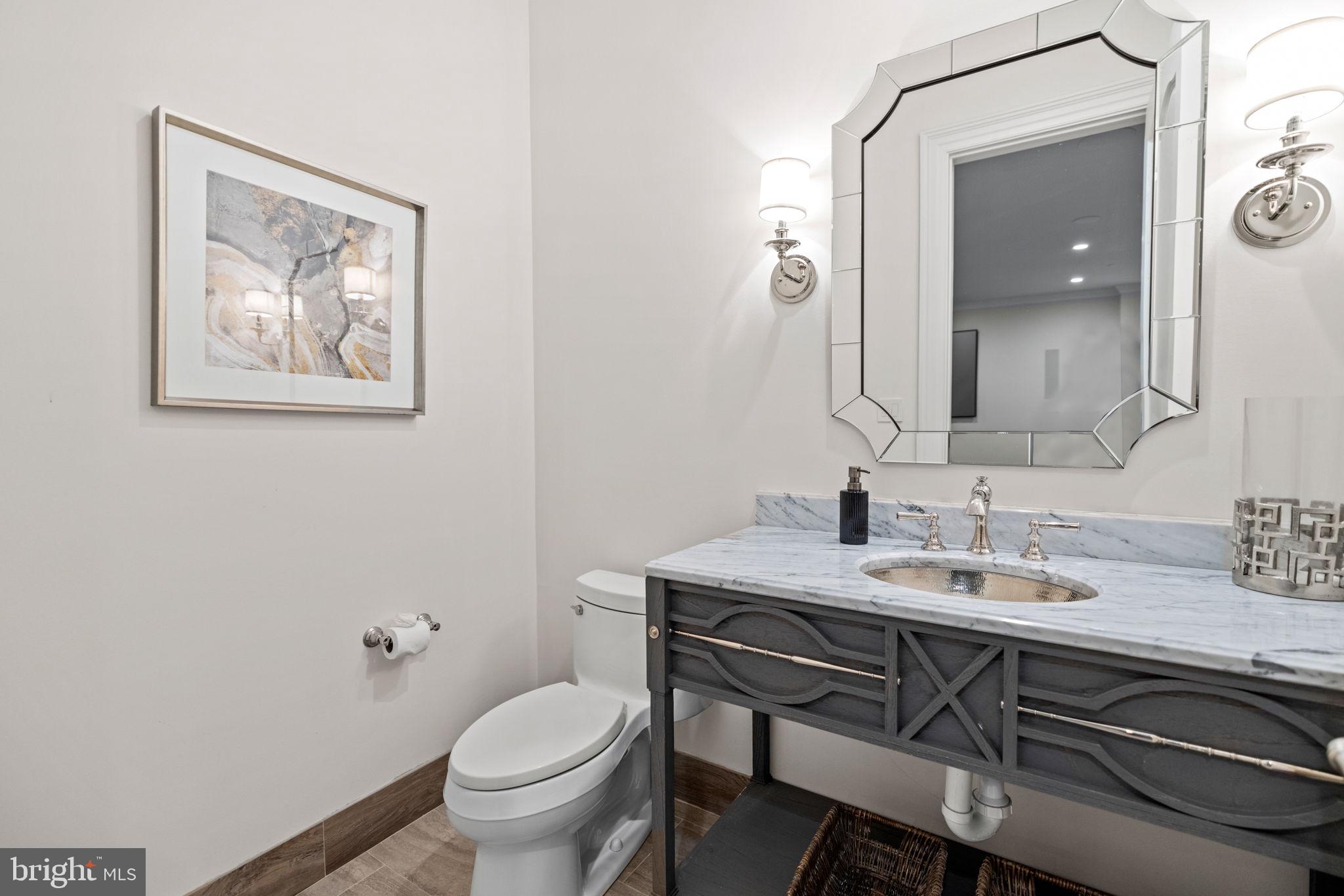 9819 Newhall Road Potomac, MD 20854 - Photo 49 of 60 Powder Room